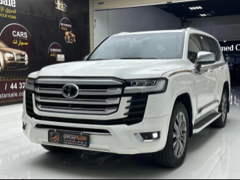 Toyota  Land Cruiser  VXR Twin Turbo  2023  Automatic  89,000 Km  6 Cylinder  Four Wheel Drive (4WD)  SUV  White  With Warranty