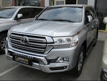 Toyota  Land Cruiser  GXR  2020  Automatic  92,000 Km  6 Cylinder  Four Wheel Drive (4WD)  SUV  Silver