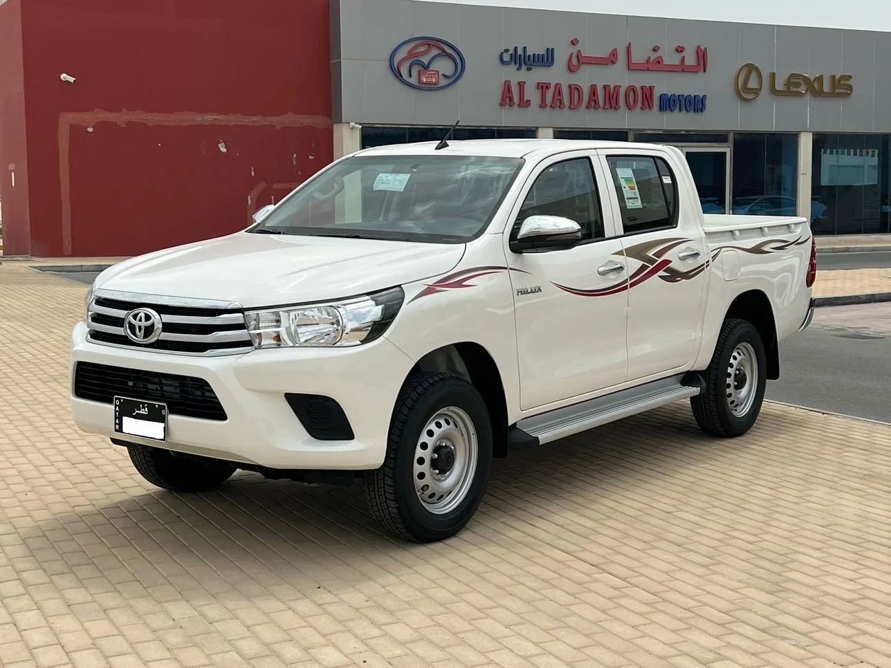 Toyota  Hilux  2025  Automatic  0 Km  4 Cylinder  Four Wheel Drive (4WD)  Pick Up  White  With Warranty