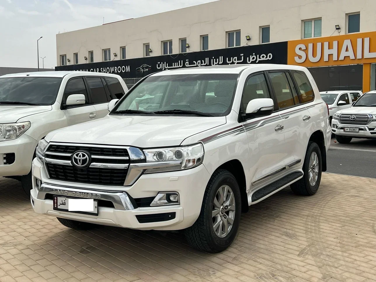 Toyota  Land Cruiser  GXR  2021  Automatic  150,000 Km  8 Cylinder  Four Wheel Drive (4WD)  SUV  White