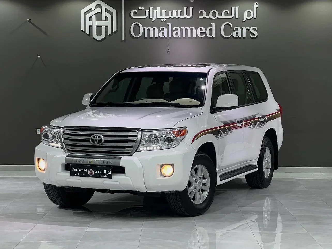 Toyota  Land Cruiser  GXR  2010  Automatic  453,000 Km  6 Cylinder  Four Wheel Drive (4WD)  SUV  White