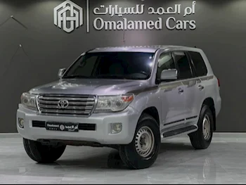 Toyota  Land Cruiser  GXR  2011  Automatic  438,000 Km  8 Cylinder  Four Wheel Drive (4WD)  SUV  Silver