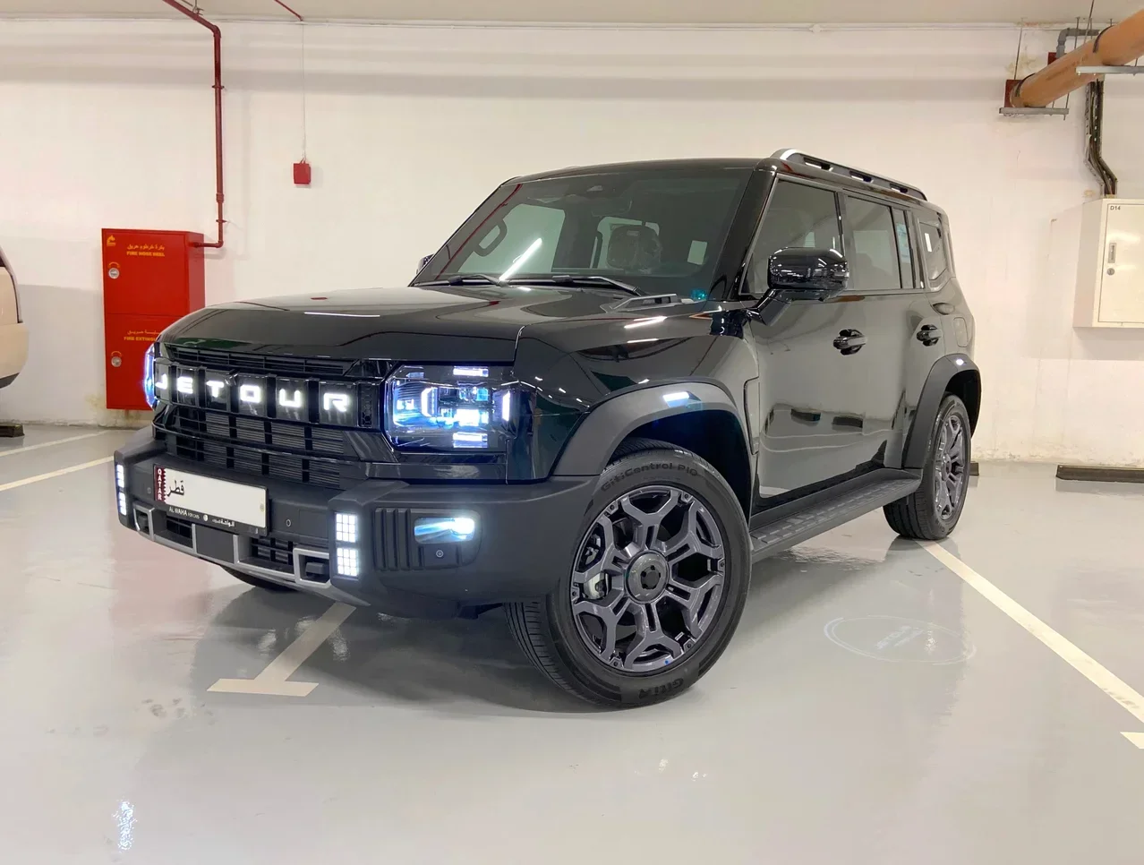 Jetour  T2  Luxury Plus  2025  Automatic  3,500 Km  4 Cylinder  Four Wheel Drive (4WD)  SUV  Black  With Warranty