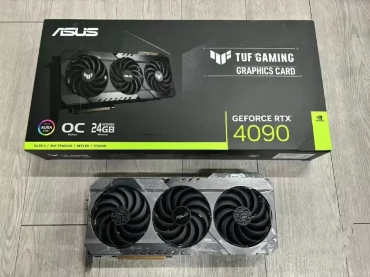 Asus  Nvidia Geforce  RTX 4090  GDDR6X /  24 GB