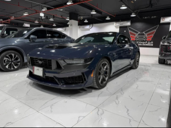فورد  موستانغ  دارك هورس  2024  عادي  25,000 كم  8 سلندر  دفع خلفي  كوبيه \ سبورت  أزرق غامق  تحت الضمان