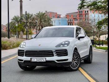 Porsche  Cayenne  S  2018  Automatic  30,000 Km  6 Cylinder  Four Wheel Drive (4WD)  SUV  White  With Warranty