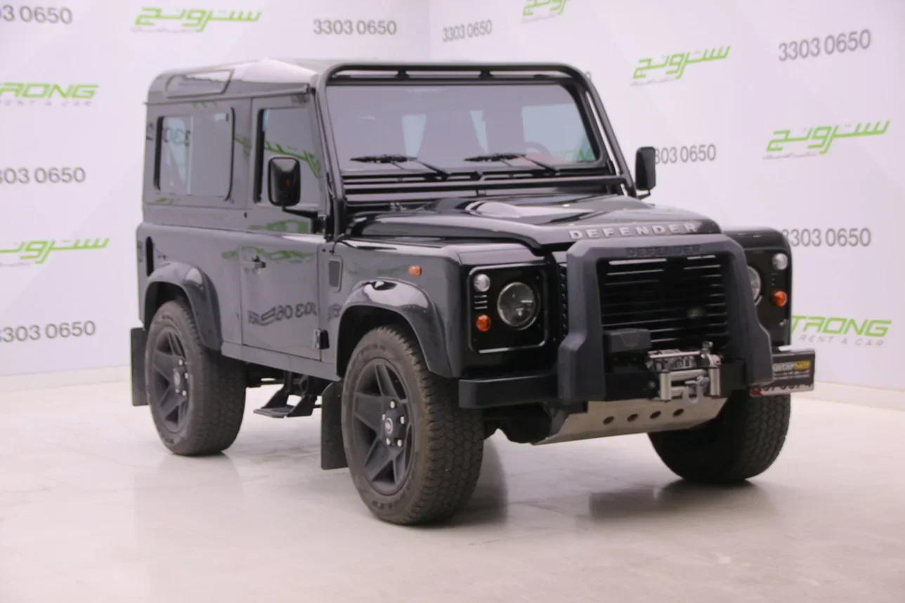  Land Rover  Defender  90  2015  Automatic  37,000 Km  4 Cylinder  Four Wheel Drive (4WD)  SUV  Black  With Warranty