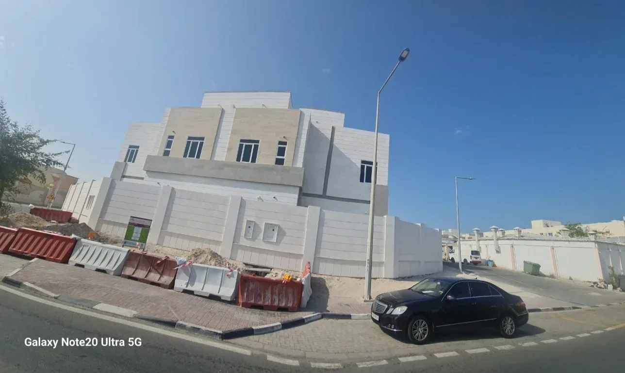 Family Residential  - Not Furnished  - Al Wakrah  - Al Wakrah  - 5 Bedrooms