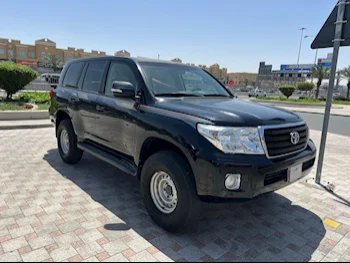 Toyota  Land Cruiser  GX  2014  Manual  260,000 Km  6 Cylinder  Four Wheel Drive (4WD)  SUV  Black