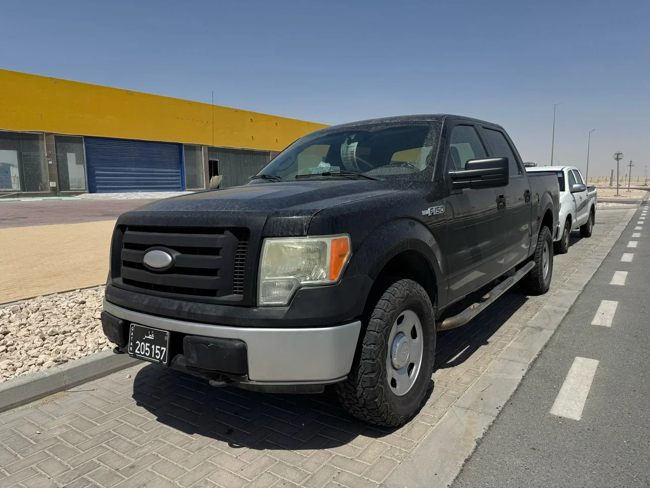 Ford  F  150  2009  Automatic  178,000 Km  8 Cylinder  Four Wheel Drive (4WD)  Pick Up  Black