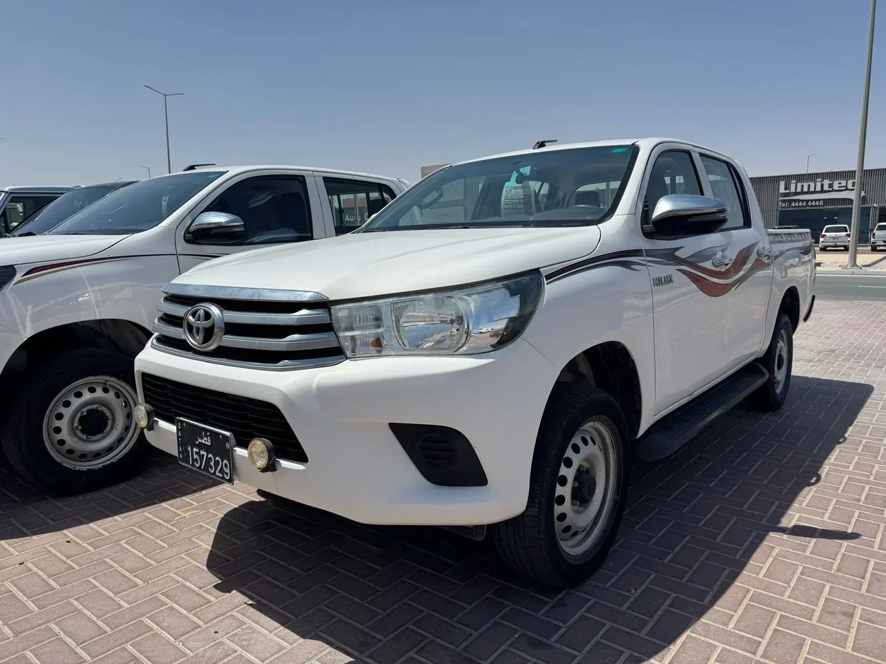 Toyota  Hilux  2020  Automatic  118,000 Km  4 Cylinder  Four Wheel Drive (4WD)  Pick Up  White