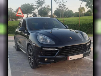 Porsche  Cayenne  GTS  2013  Automatic  204,000 Km  8 Cylinder  Four Wheel Drive (4WD)  SUV  Black
