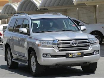 Toyota  Land Cruiser  GXR  2021  Automatic  130,000 Km  6 Cylinder  Four Wheel Drive (4WD)  SUV  Silver