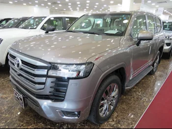 Toyota  Land Cruiser  GXR Twin Turbo  2024  Automatic  0 Km  6 Cylinder  Four Wheel Drive (4WD)  SUV  Bronze  With Warranty
