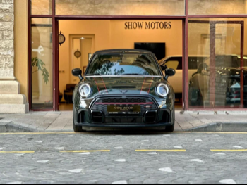 Mini  Cooper  JCW  2022  Automatic  12,000 Km  4 Cylinder  Front Wheel Drive (FWD)  Hatchback  Green  With Warranty