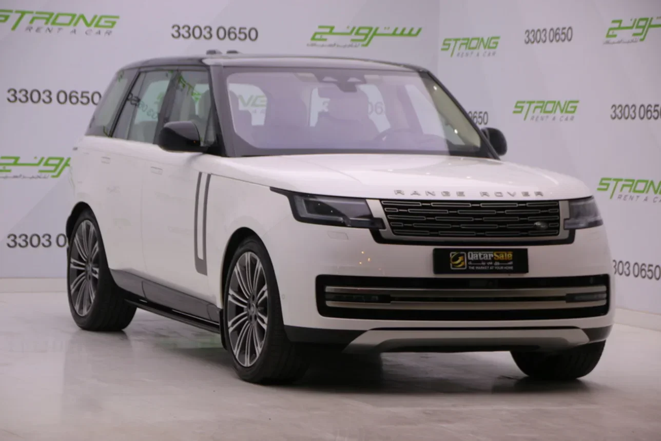  Land Rover  Range Rover  Vogue HSE  2023  Automatic  29,000 Km  8 Cylinder  Four Wheel Drive (4WD)  SUV  White  With Warranty