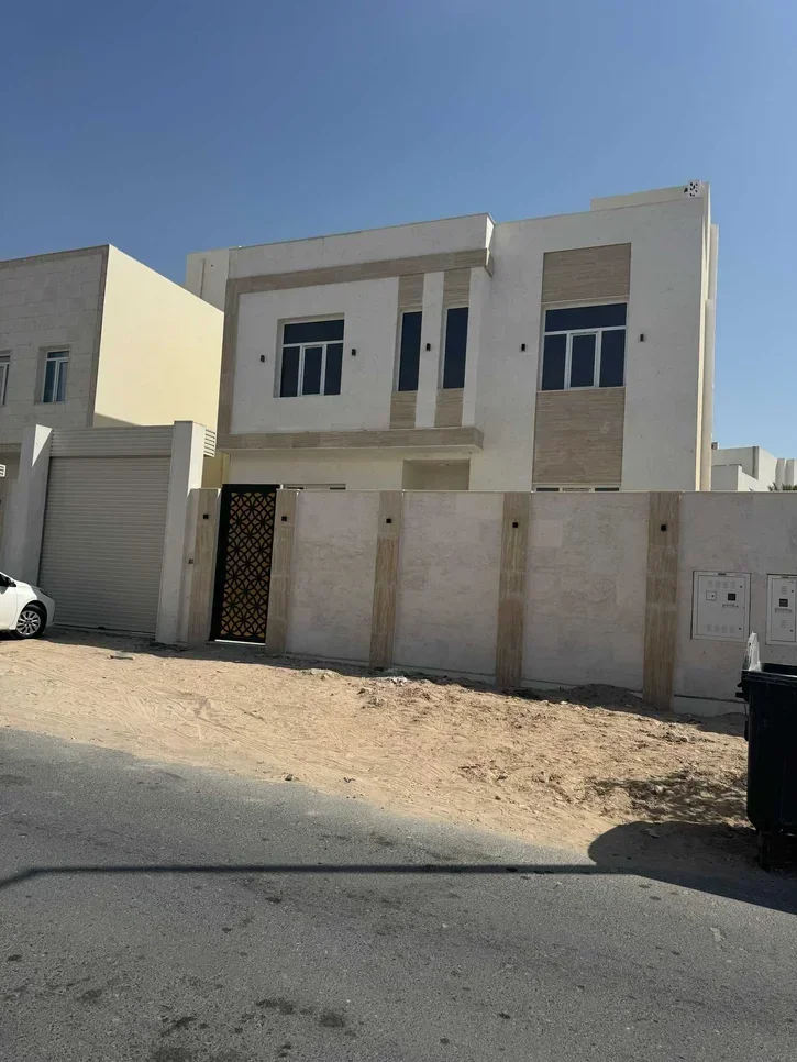Family Residential  - Not Furnished  - Al Rayyan  - Izghawa  - 7 Bedrooms