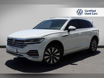 Volkswagen  Touareg  Elegance Premium  2023  Automatic  25,000 Km  6 Cylinder  All Wheel Drive (AWD)  SUV  White  With Warranty