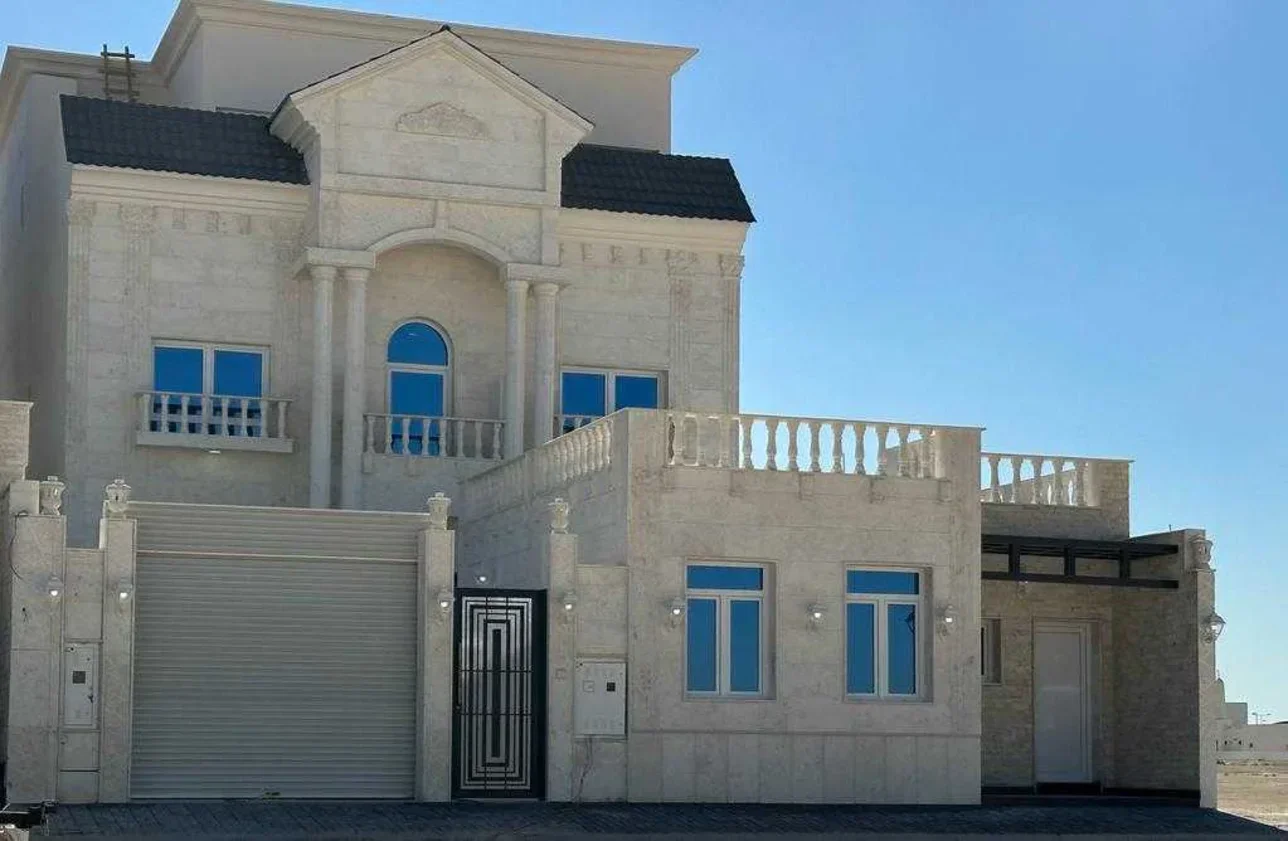 Family Residential  - Semi Furnished  - Al Daayen  - Umm Qarn  - 7 Bedrooms