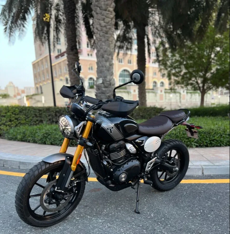 Triumph  SCRAMBLER 400 X -  2024 - Color Black -  Warranty