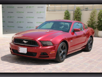 Ford  Mustang  GT  2014  Automatic  243,000 Km  8 Cylinder  Rear Wheel Drive (RWD)  Coupe / Sport  Maroon