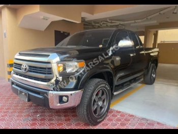 Toyota  Tundra  TRD PRO  2014  Automatic  71,000 Km  8 Cylinder  Four Wheel Drive (4WD)  Pick Up  Black