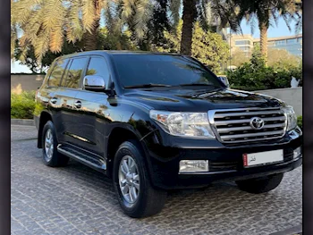 Toyota  Land Cruiser  VXR  2009  Automatic  400,000 Km  8 Cylinder  Four Wheel Drive (4WD)  SUV  Black