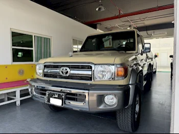 Toyota  Land Cruiser  LX  2022  Manual  5,000 Km  6 Cylinder  Four Wheel Drive (4WD)  Pick Up  Beige