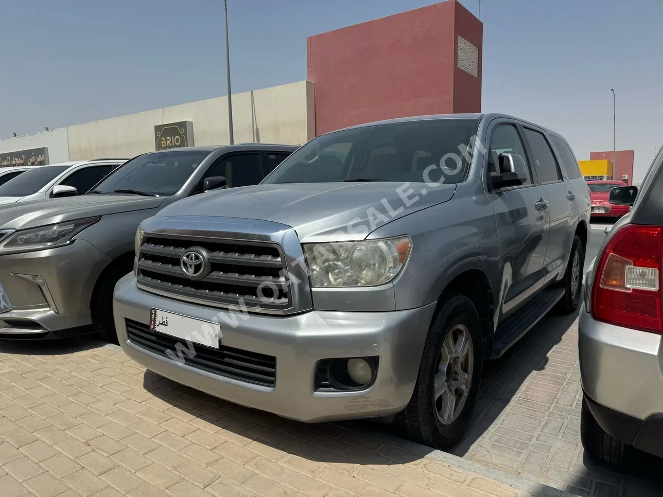 Toyota  Sequoia  SR5  2014  Automatic  226,000 Km  8 Cylinder  Four Wheel Drive (4WD)  SUV  Silver