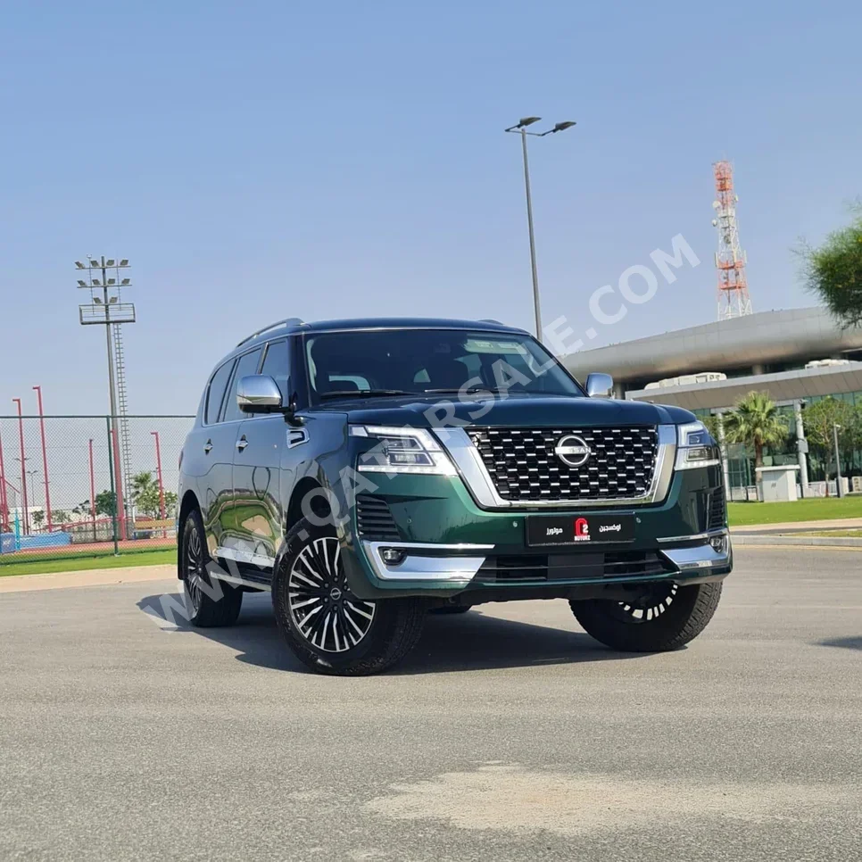 Nissan  Patrol  XE  2018  Automatic  120,000 Km  6 Cylinder  Four Wheel Drive (4WD)  SUV  Gray