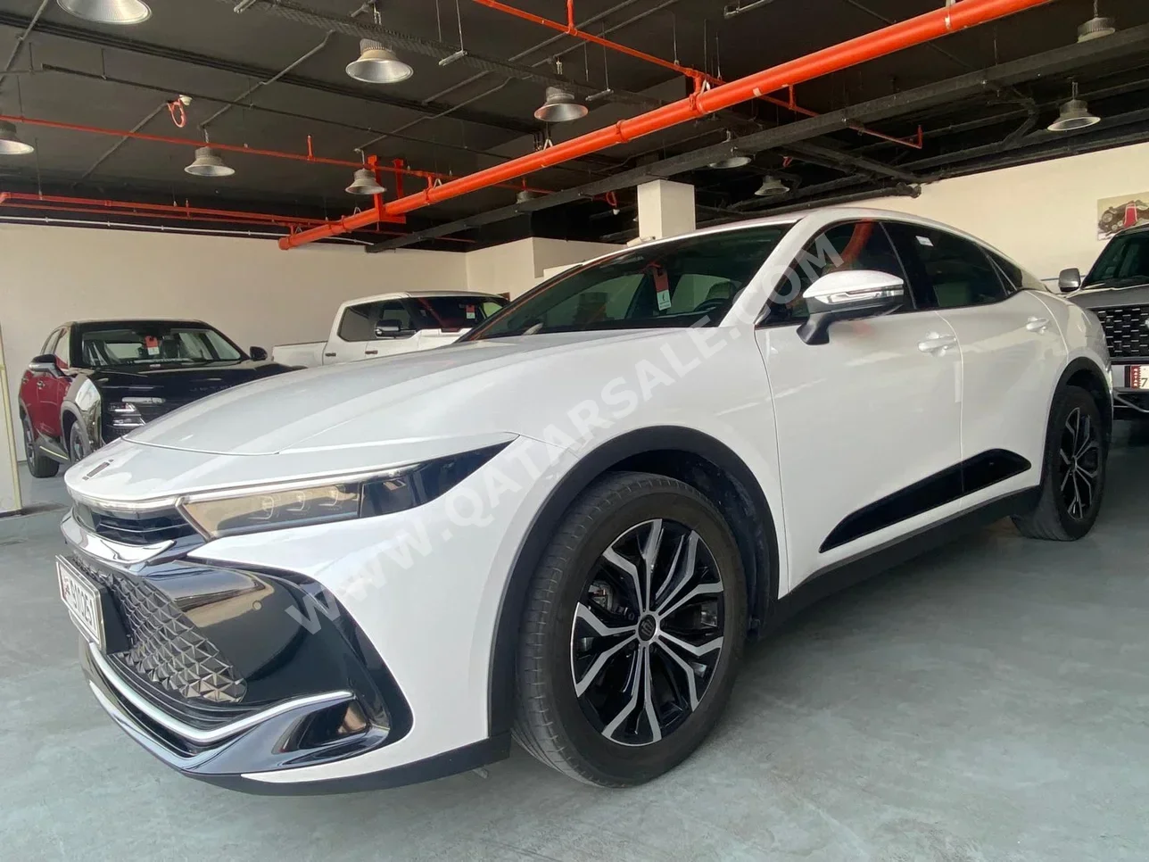 Toyota  Crown  Hybrid  2023  Automatic  16,000 Km  6 Cylinder  Rear Wheel Drive (RWD)  Sedan  White  With Warranty