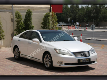 Lexus  ES  350  2012  Automatic  135,000 Km  6 Cylinder  Rear Wheel Drive (RWD)  Sedan  Pearl