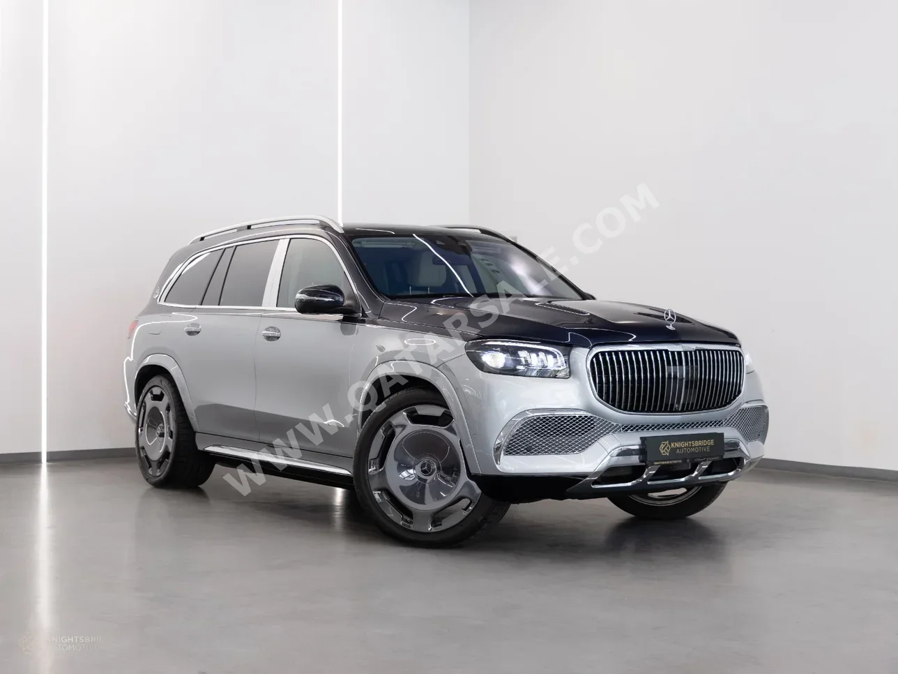  Mercedes-Benz  GLS  600 Maybach  2022  Automatic  5,750 Km  8 Cylinder  Four Wheel Drive (4WD)  SUV  Blue and Silver  With Warranty