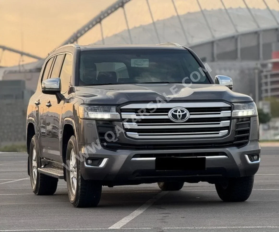 Toyota  Land Cruiser  GXR Twin Turbo  2022  Automatic  126,000 Km  6 Cylinder  Four Wheel Drive (4WD)  SUV  Gray  With Warranty