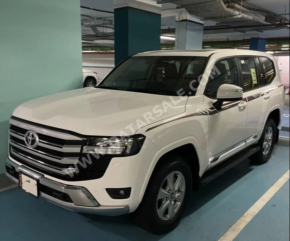 Toyota  Land Cruiser  GXR Twin Turbo  2025  Automatic  500 Km  6 Cylinder  Four Wheel Drive (4WD)  SUV  White  With Warranty
