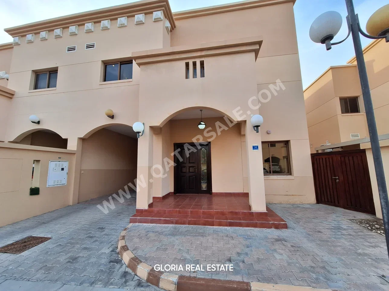 Compound  - Semi Furnished  - Al Rayyan  - Fereej Al Soudan  - 3 Bedrooms