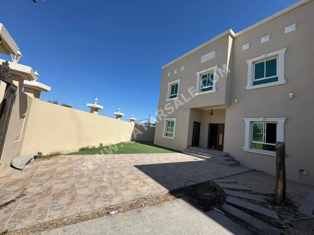 Family Residential  - Not Furnished  - Al Daayen  - Umm Qarn  - 6 Bedrooms