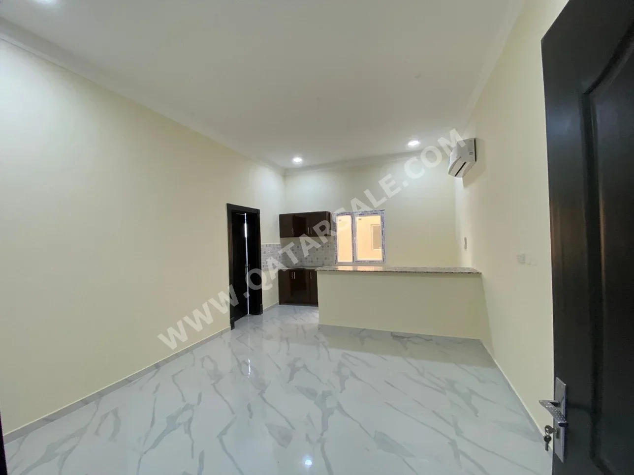 1 Bedrooms Studio in Al Rayyan - Bu Sidra Not Furnished