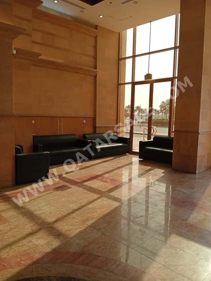 2 غرف نوم شقة في الدوحة - السد نصف مفروشة