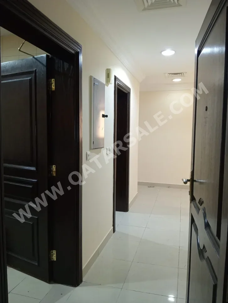 2 غرف نوم شقة في الدوحة - السد نصف مفروشة