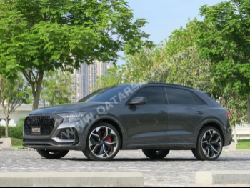 Audi  Q8  RS  2021  Automatic  57,000 Km  8 Cylinder  Four Wheel Drive (4WD)  SUV  Gray  With Warranty