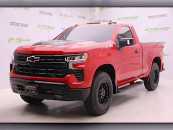 Chevrolet  Silverado  LT Trail Boss Z71  2022  Automatic  78,000 Km  8 Cylinder  Four Wheel Drive (4WD)  Pick Up  Red  With Warranty