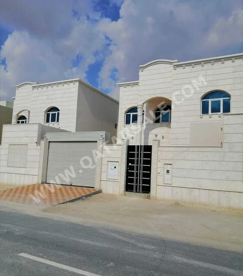 سكن عائلي  - غير مفروشة  - الخور  - الخور  - 7 غرف نوم