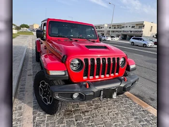 Jeep  Gladiator  Sand Runner  2022  Automatic  33,000 Km  6 Cylinder  Four Wheel Drive (4WD)  Classic  Red  With Warranty