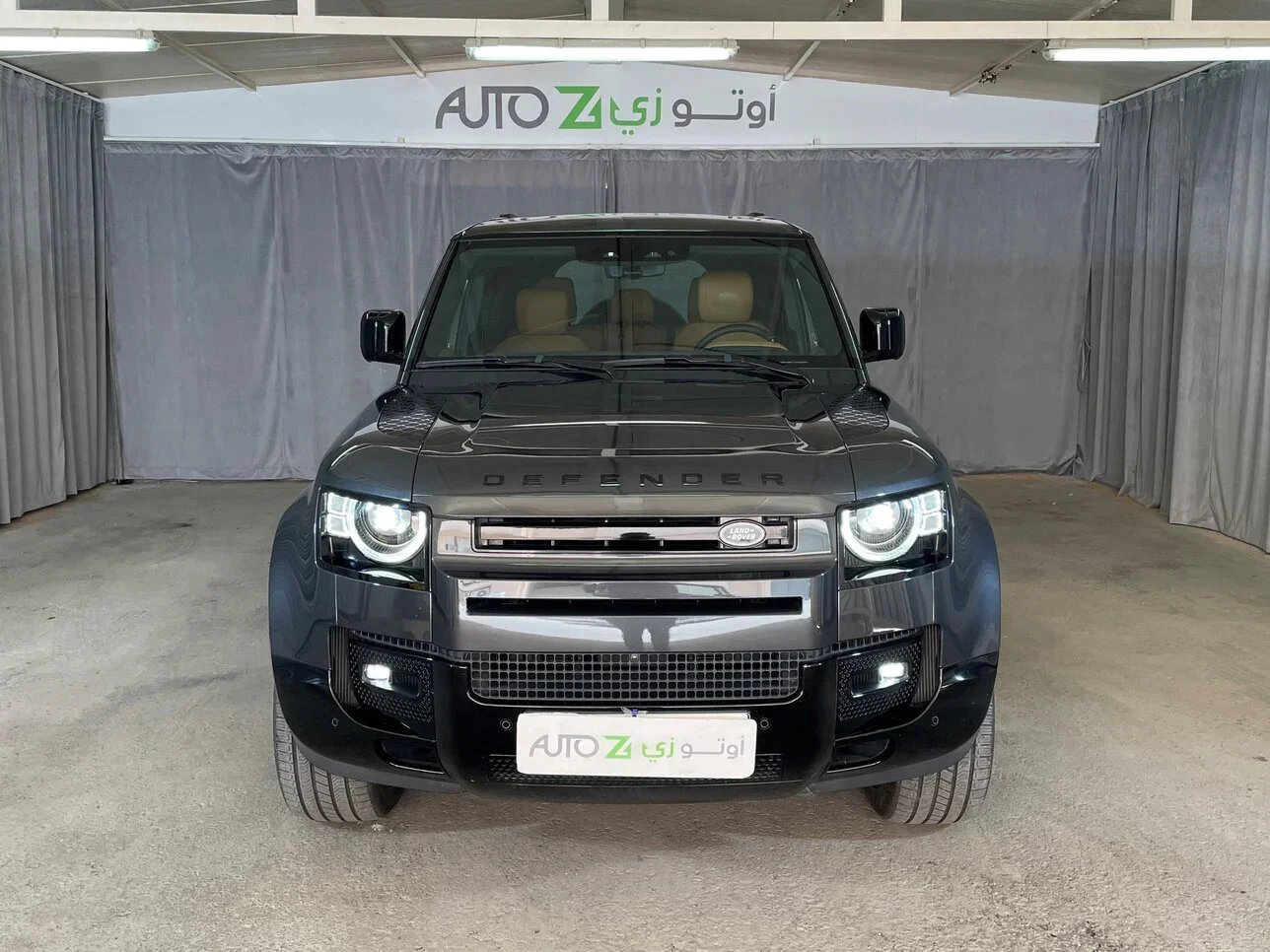 Land Rover  Defender  110 HSE  2024  Automatic  20,600 Km  6 Cylinder  Four Wheel Drive (4WD)  SUV  Gray  With Warranty