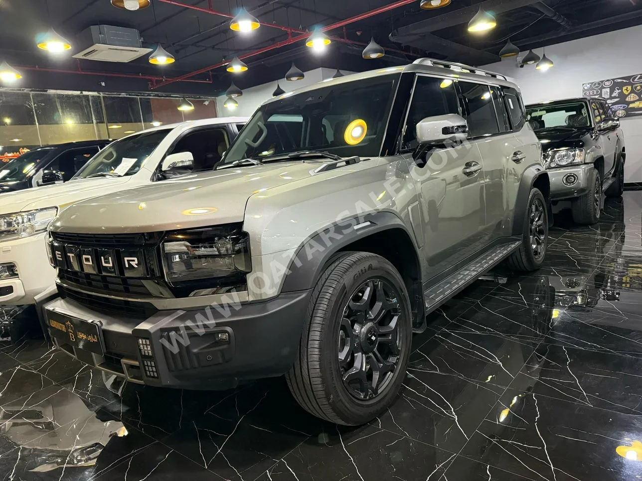 Jetour  T2  I-DM  2025  Automatic  5,000 Km  4 Cylinder  Four Wheel Drive (4WD)  SUV  Gray  With Warranty