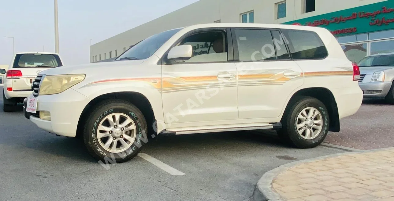 Toyota  Land Cruiser  GXR  2008  Automatic  55,000 Km  6 Cylinder  Four Wheel Drive (4WD)  SUV  White