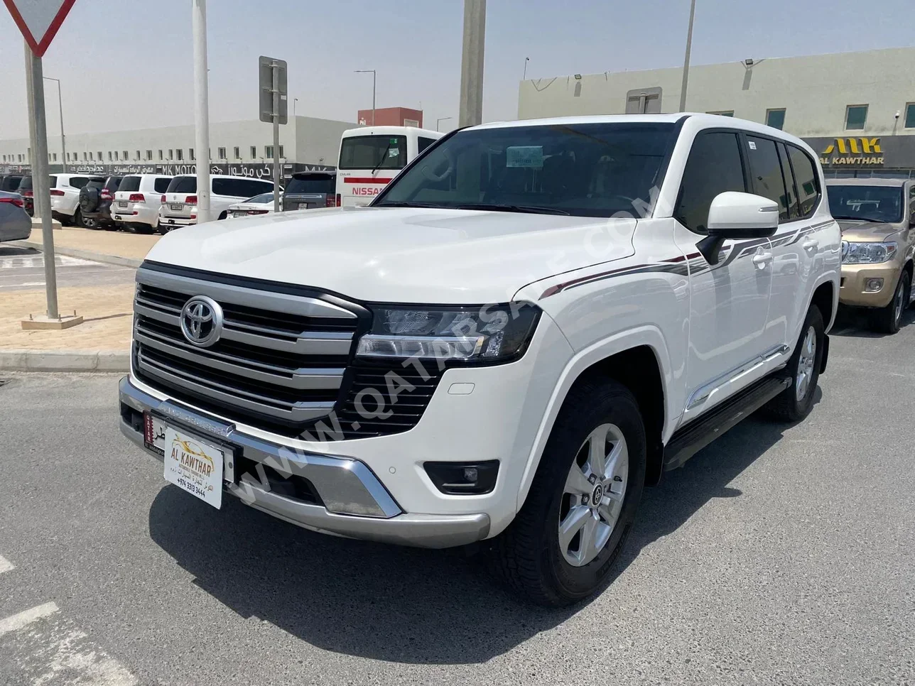 Toyota  Land Cruiser  GXR Twin Turbo  2024  Automatic  36,000 Km  6 Cylinder  Four Wheel Drive (4WD)  SUV  White  With Warranty