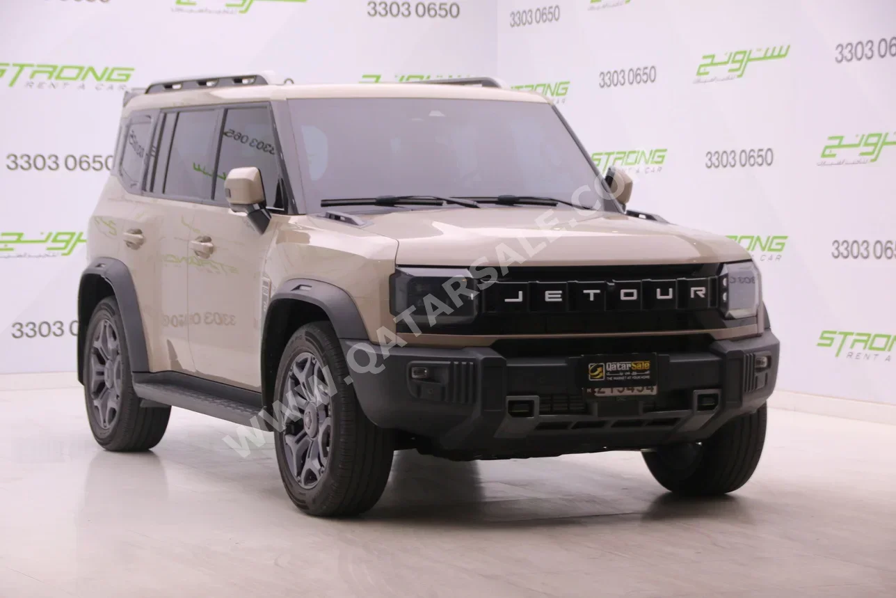 Jetour  T2  2025  Automatic  22,500 Km  4 Cylinder  Four Wheel Drive (4WD)  SUV  Brown  With Warranty