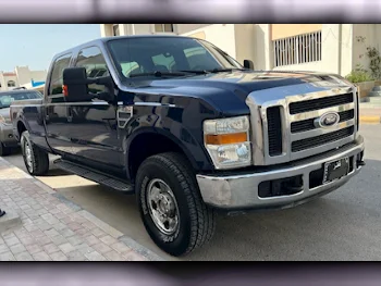 Ford  F  250 Super duty  2008  Automatic  116,000 Km  8 Cylinder  Four Wheel Drive (4WD)  Pick Up  Blue